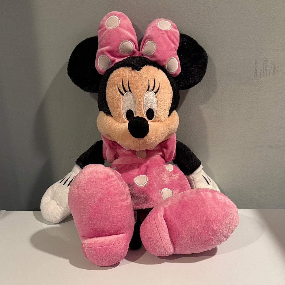 Disney Minnie Mouse Plush Toy - Pink and Black
